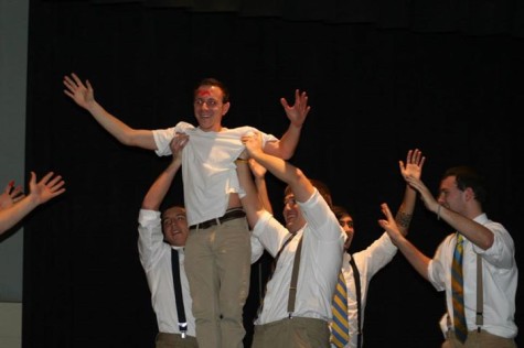 Greek community welcomes new members