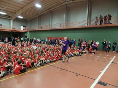 Student-Athletes volunteer time for Sports 4 Kids Day