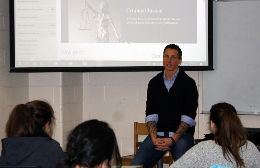 SFU basketball legend, decorated police officer shares experiences with students