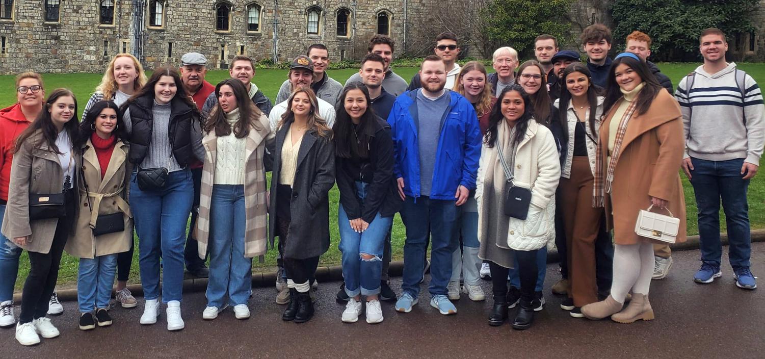 Tradition Resumes: Business Students Visit London Over Spring Break