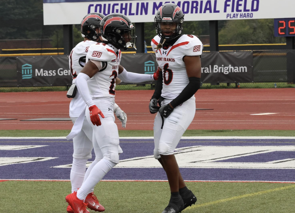 Football Earns Hard-Fought First Win at Stonehill