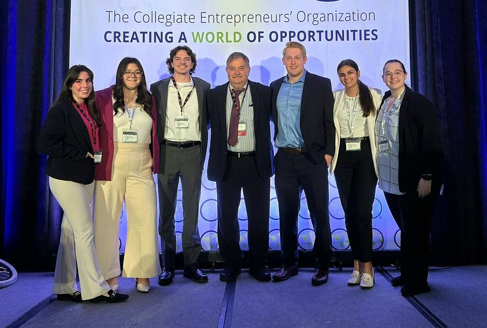 CEO Club Attends Entrepreneurs Conference in Tampa