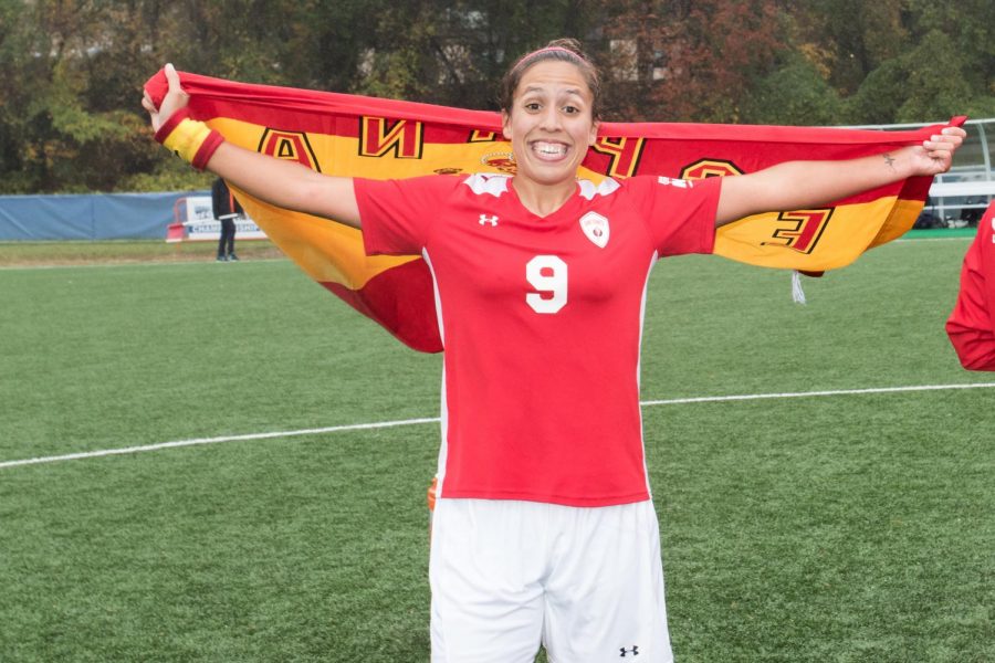 Former SFU soccer star playing professionally in France