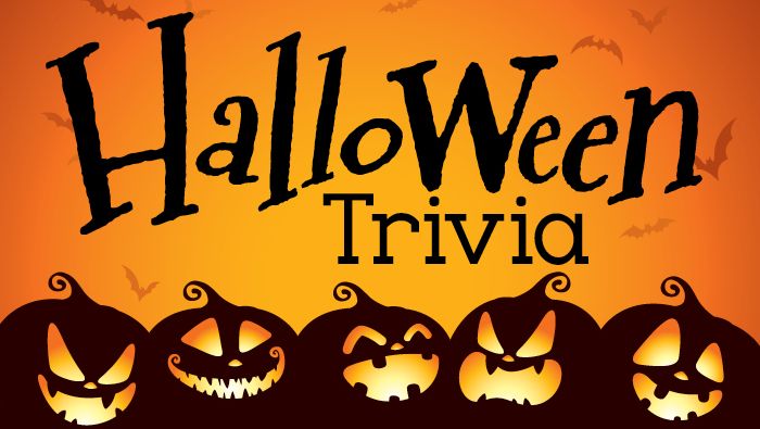 Class of 2020 hosts Halloween Trivia Night