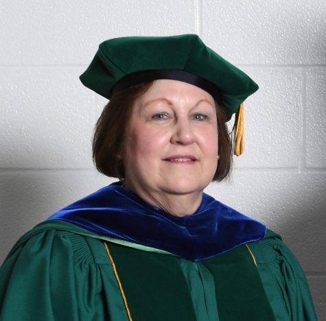 Vice President for Academic Affairs to Retire at End of 2021-22 School Year