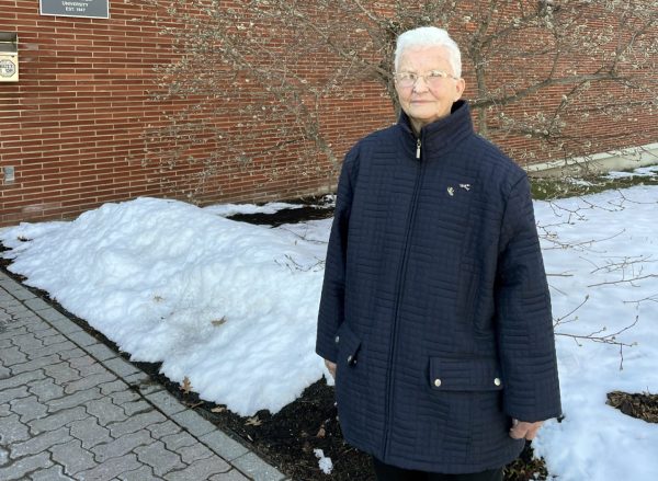 Former Librarian Returns to Campus 63 Years Later