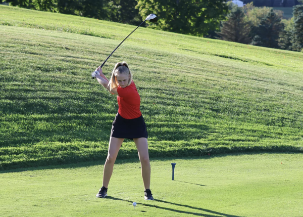 Men’s and Women’s Golf Teams Host Tournament at Sunnehanna