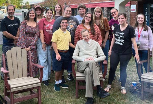 Legendary Faculty Member to Retire