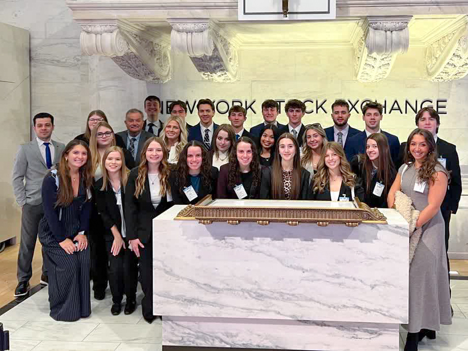 Shields School of Business Students Explore Big Apple