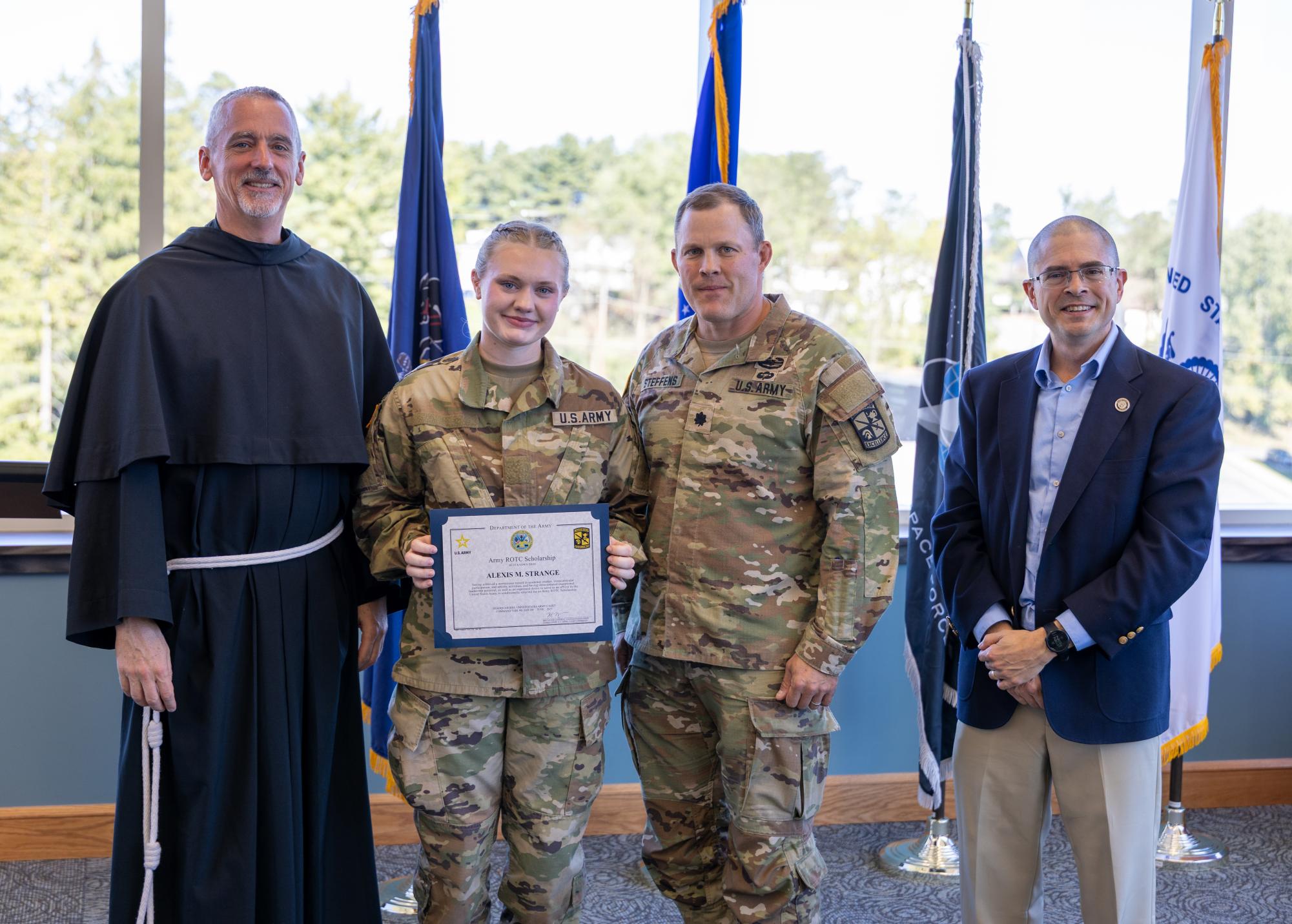 ROTC Student Receives Scholarship
