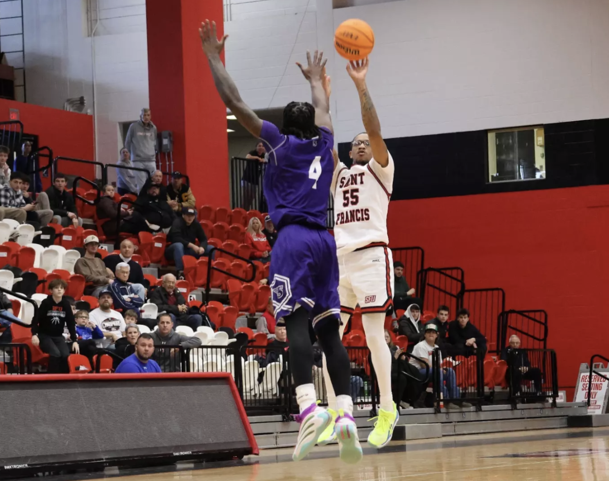 Men’s Basketball Wins Another One at Buzzer