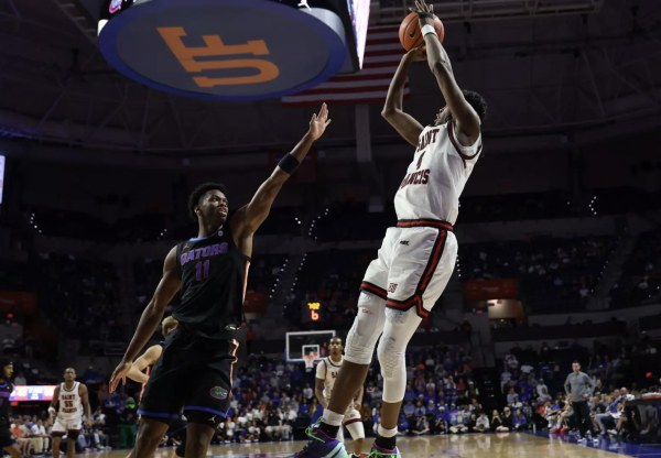 Men’s Basketball Makes It Two in A Row, Downs Wagner on Road