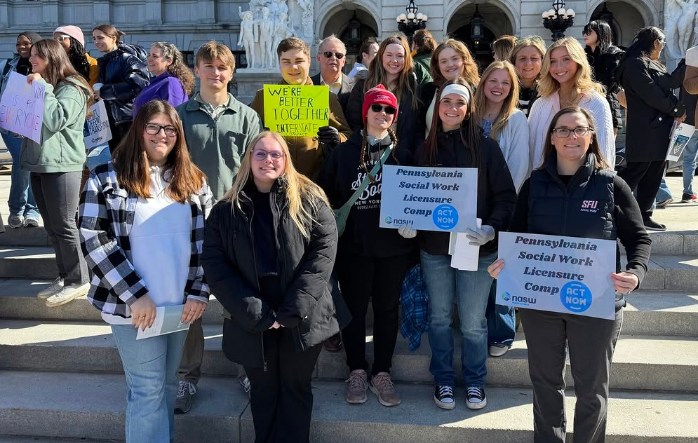 Social Work Students, Faculty Lobby for Legislation in Harrisburg